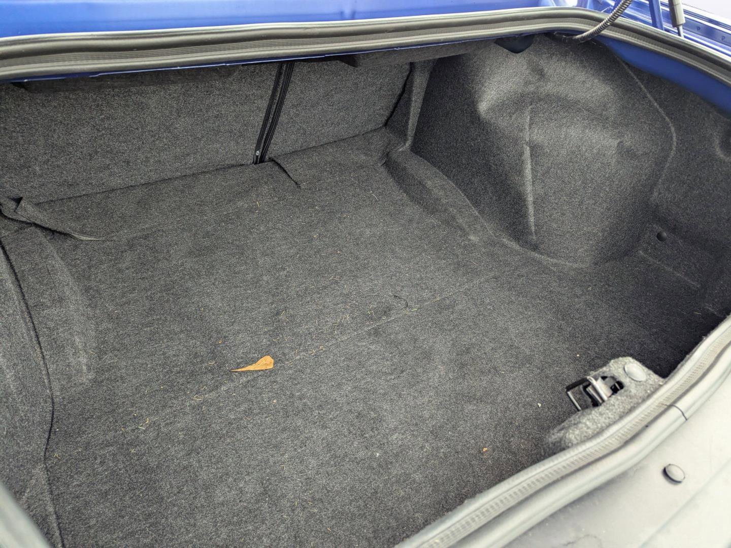 Used 2022 Dodge Challenger R/T w/ Shaker Package image 13