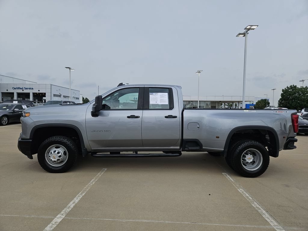 Used 2025 Chevrolet Silverado 3500 W/T AWD/4WD image 4