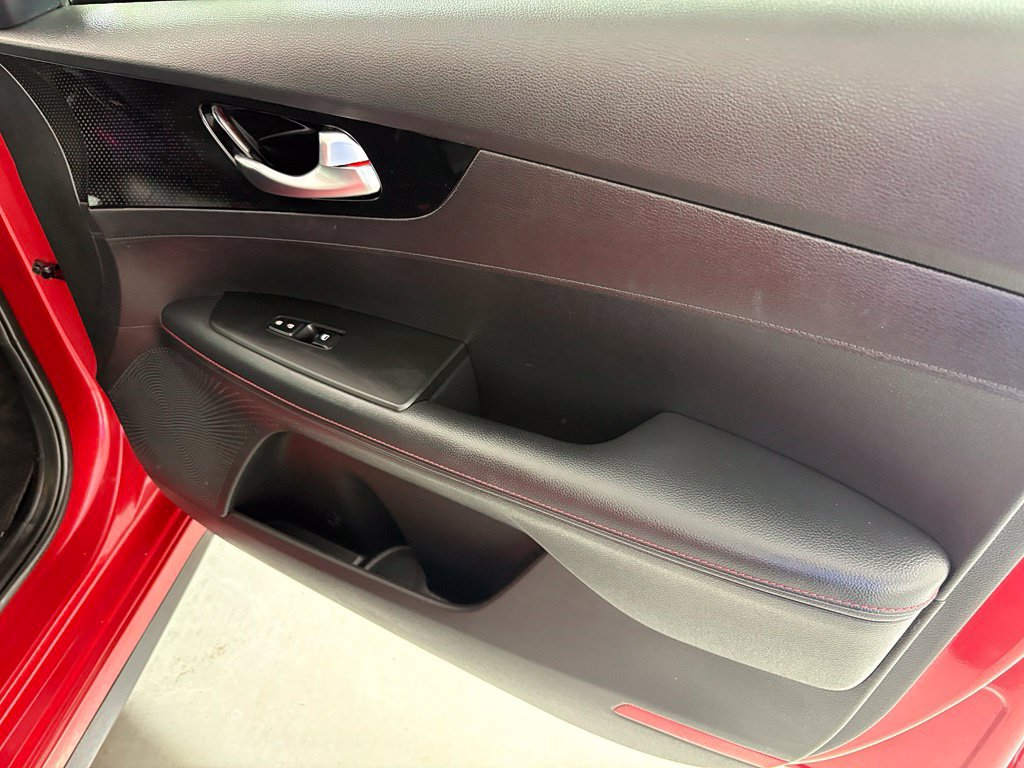 Used 2023 Kia Forte GT FWD image 39