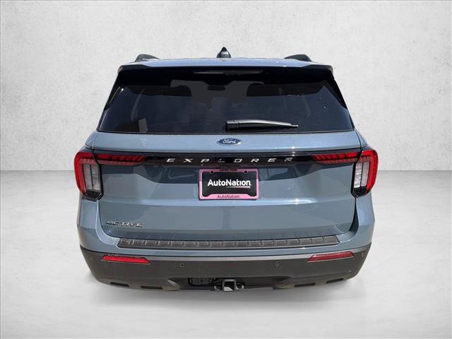 New 2026 Ford Explorer Active RWD image 4