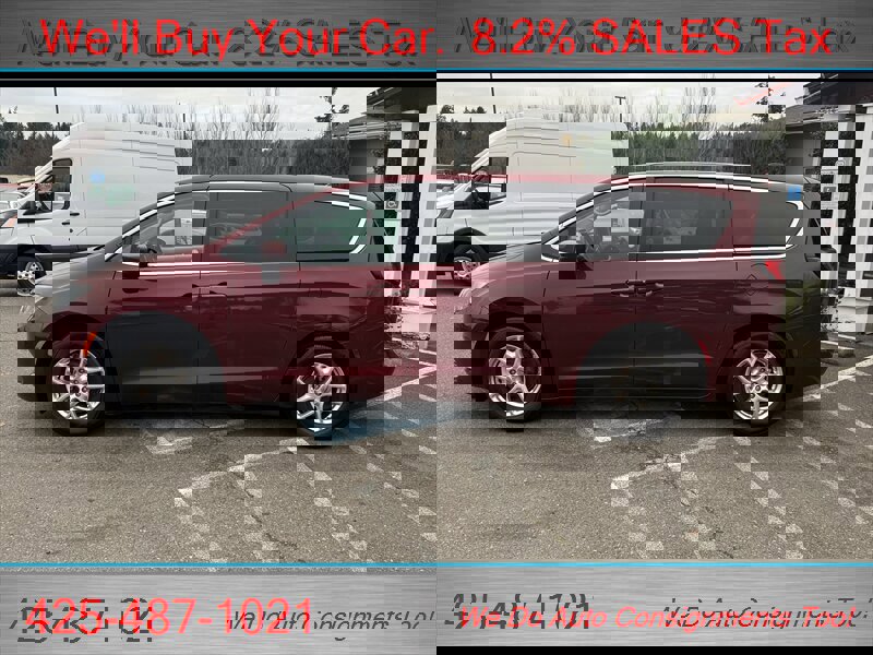 Used 2023 Chrysler Voyager LX image 6