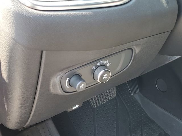 Certified 2024 Chevrolet Equinox LT w/ LPO, Floor Liner Package FWD image 33