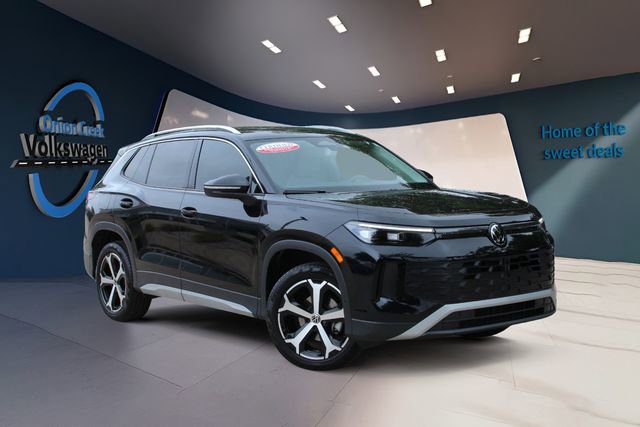 Certified 2025 Volkswagen Tiguan SE