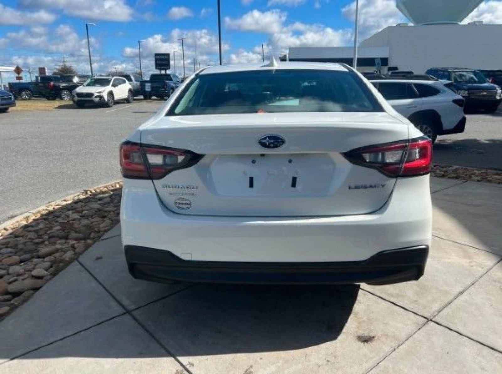 Used 2022 Subaru Legacy Premium image 4