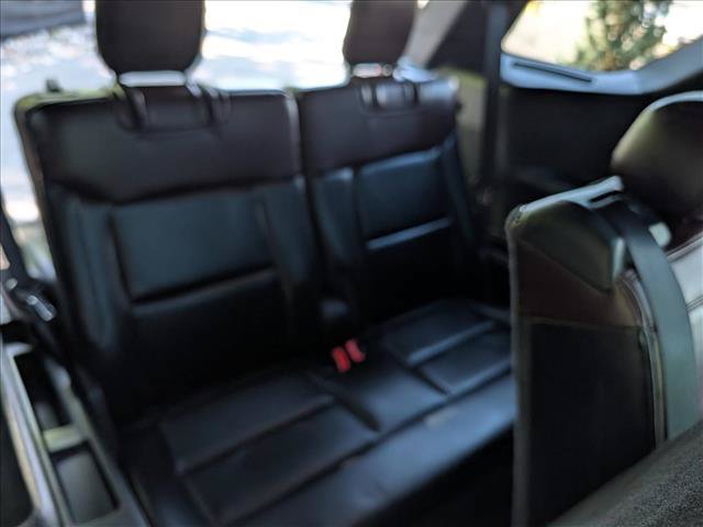 Used 2020 Ford Explorer Platinum w/ Premium Technology Package AWD/4WD image 20