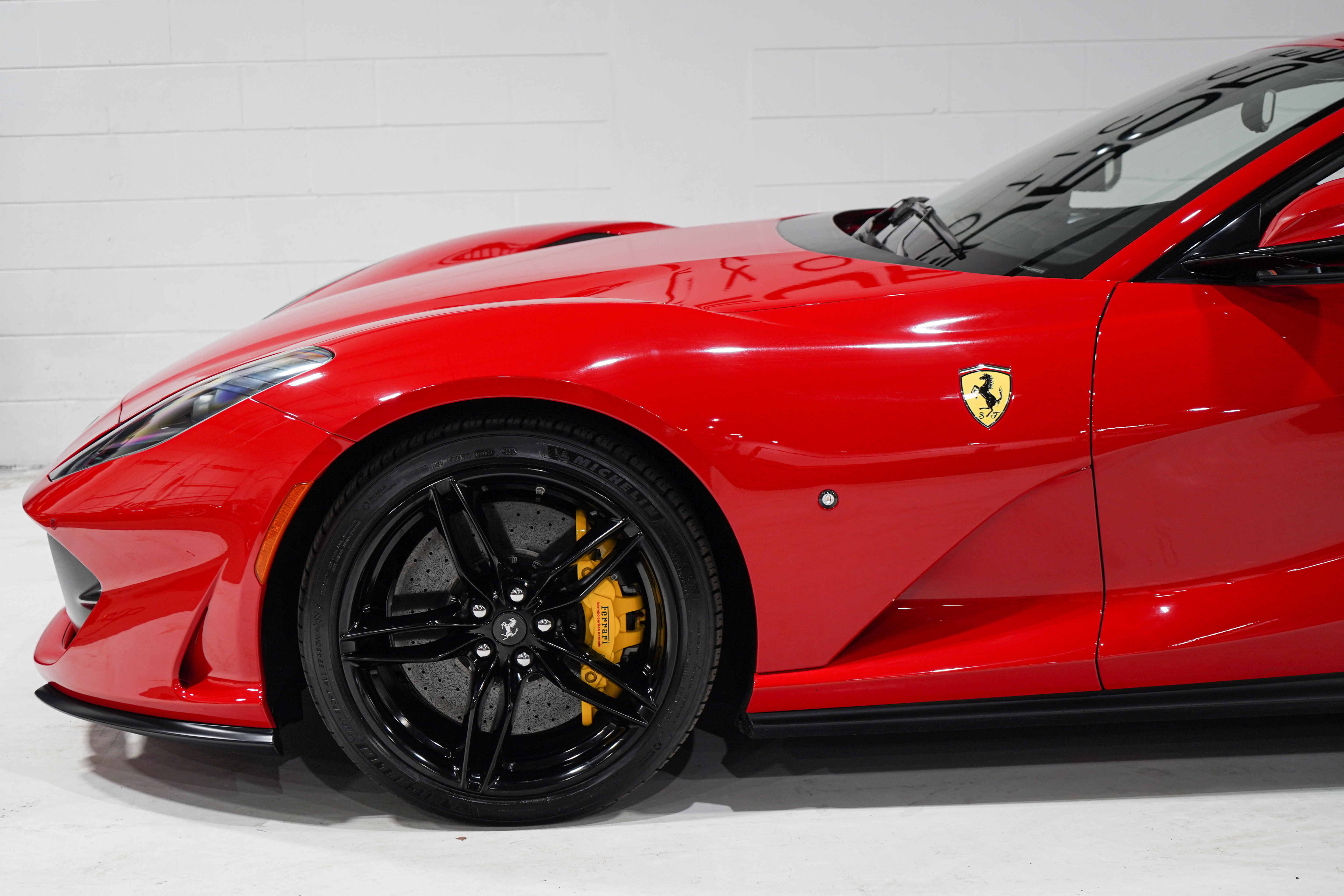 Used 2019 Ferrari 812 Superfast RWD image 38