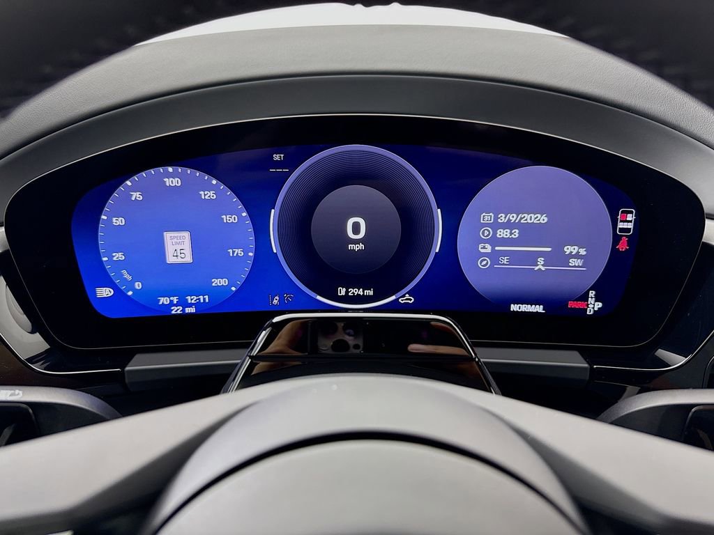 New 2026 Porsche Macan Electric image 17