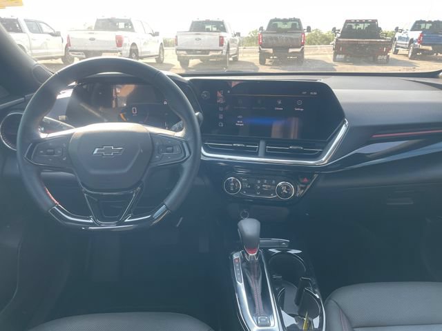 Used 2026 Chevrolet Trax RS w/ Driver Confidence Package FWD image 18