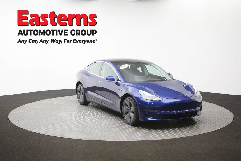 Used 2020 Tesla Model 3 Standard Range RWD image 46