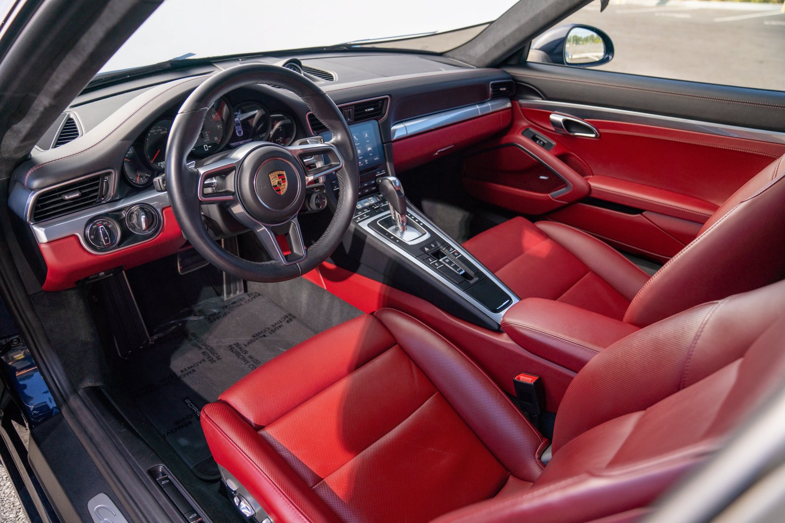 Certified 2018 Porsche 911 Carrera S RWD image 4