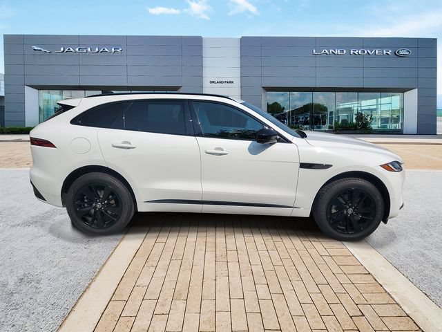 Certified 2026 Jaguar F-PACE R-Dynamic S AWD/4WD image 4