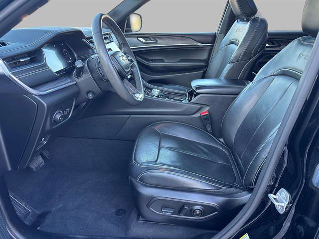 Certified 2023 Jeep Grand Cherokee Overland image 10