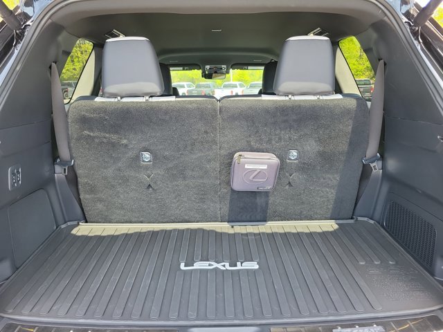 Used 2026 Lexus TX 500h AWD w/ Technology Package image 8