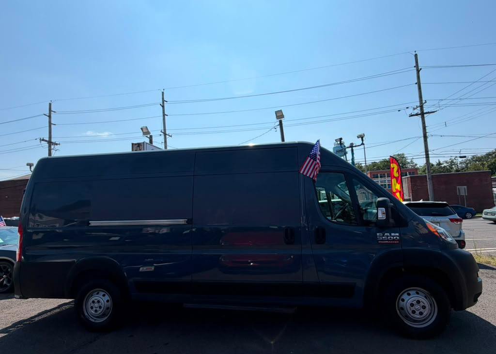 Used 2021 RAM ProMaster 3500 FWD image 2