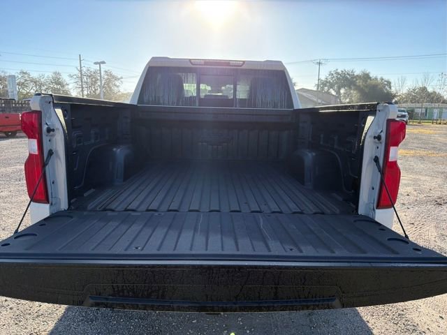 New 2026 Chevrolet Silverado 1500 RST w/ Dark Appearance Package image 13