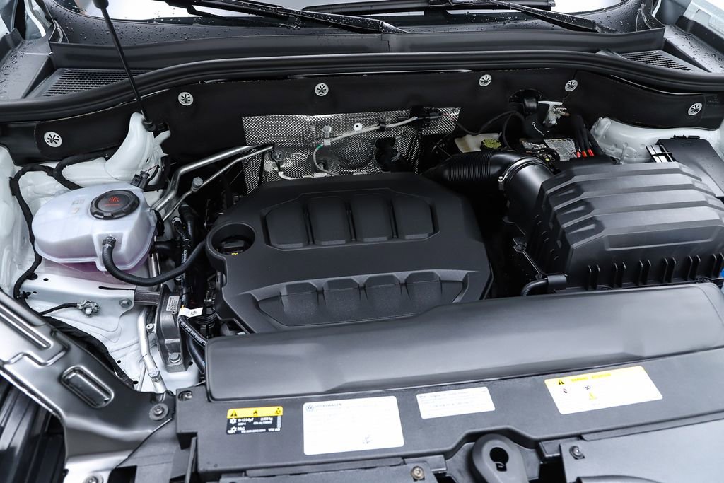 New 2026 Volkswagen Atlas Cross Sport SE image 28