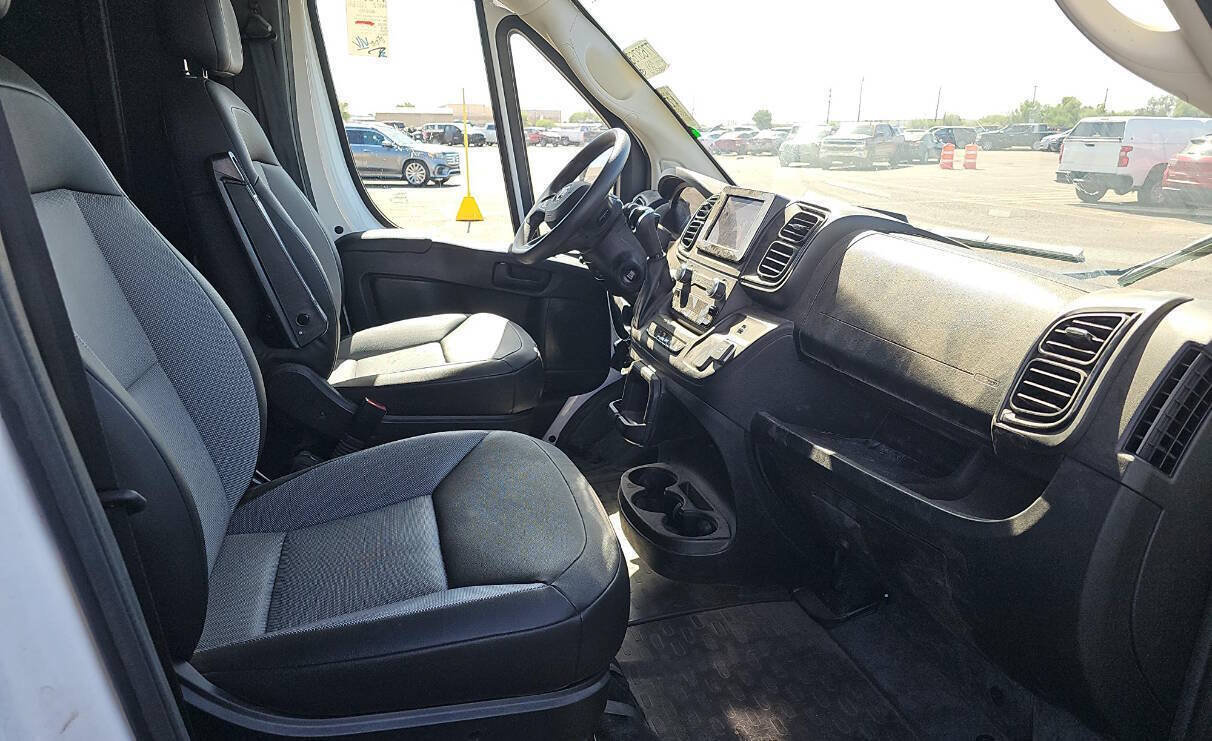 Used 2026 RAM ProMaster 2500 w/ Convenience Group FWD image 10