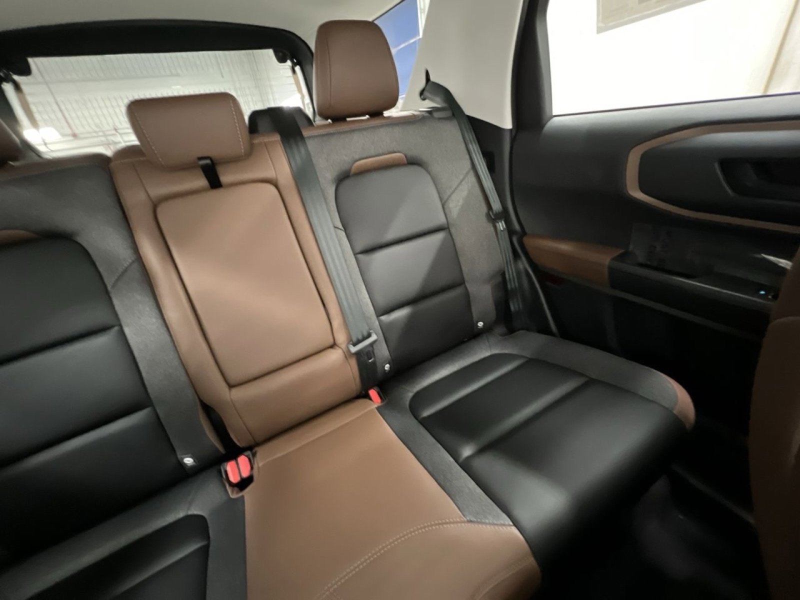 Used 2024 Ford Bronco Sport Outer Banks w/ Tech Package AWD/4WD image 18