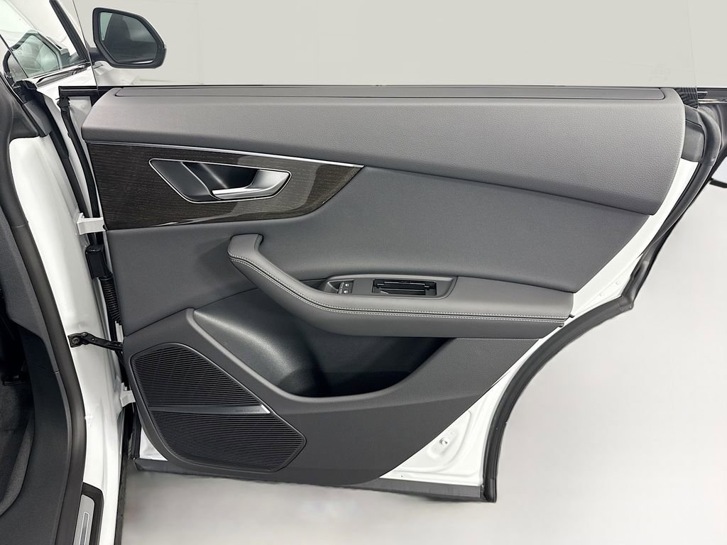 New 2026 Audi Q8 Premium Plus image 26
