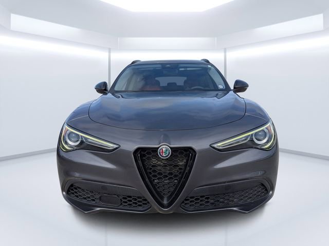 Used 2020 Alfa Romeo Stelvio w/ Nero Edizione image 8