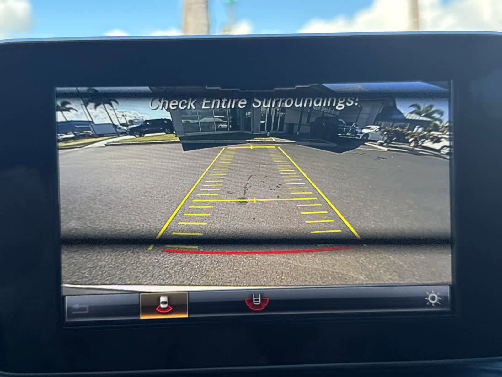 Used 2019 Mercedes-Benz GLC 300 4MATIC image 25