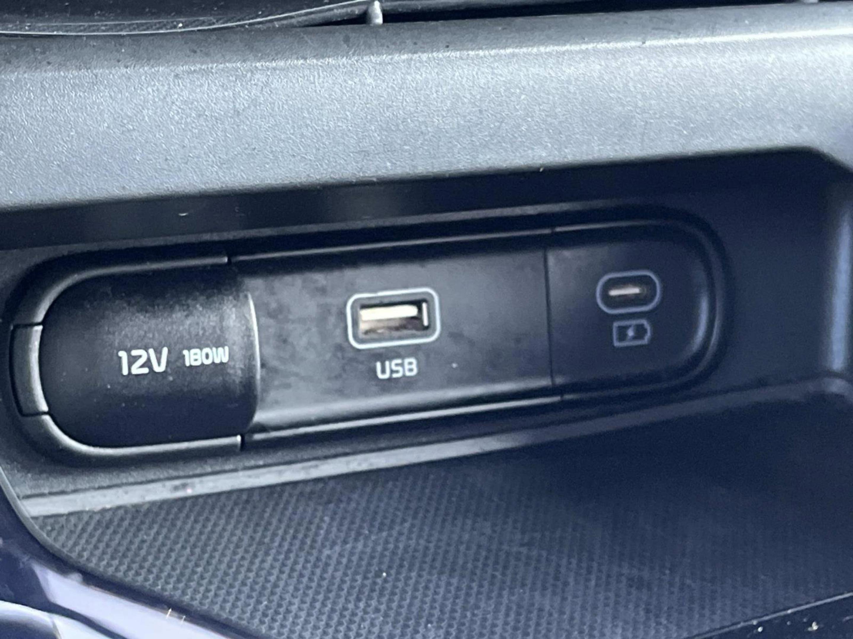 Used 2023 Kia Soul GT-Line image 36