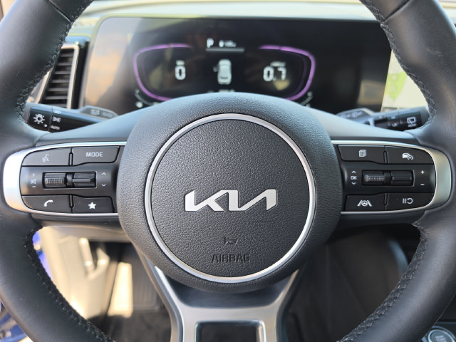 Used 2025 Kia Sportage EX w/ Premium Package FWD image 41