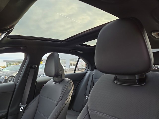 New 2025 Mercedes-Benz C 300 4MATIC Sedan image 25