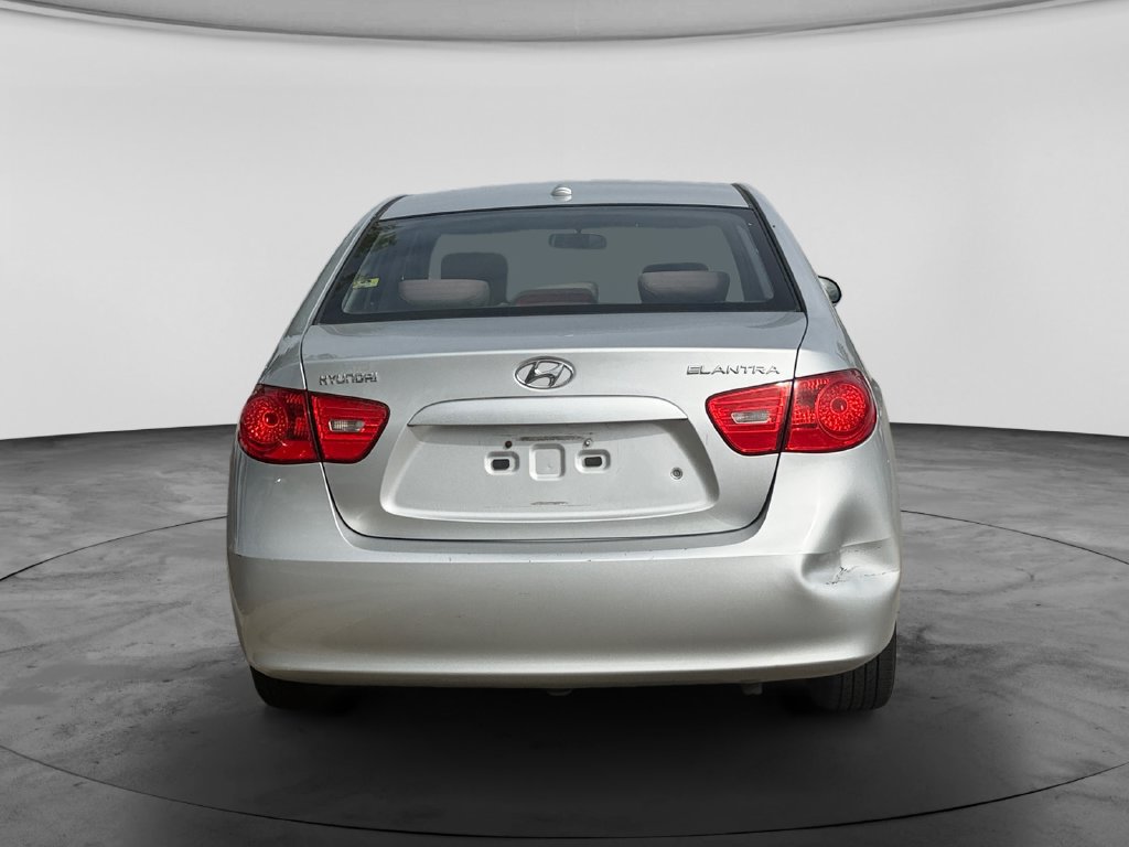 Used 2009 Hyundai Elantra SE FWD image 8