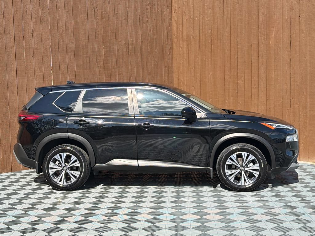 Used 2023 Nissan Rogue SV FWD image 12