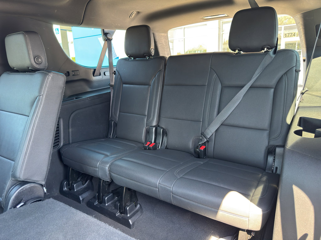 Used 2023 Chevrolet Suburban LT image 22