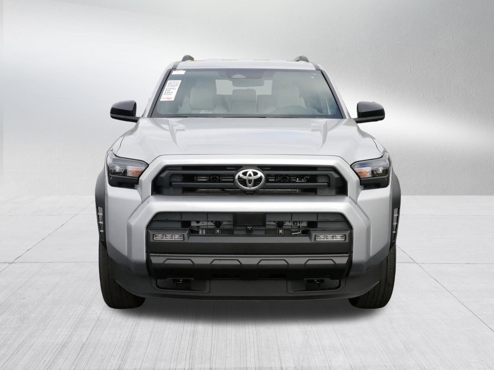 Certified 2025 Toyota 4Runner SR5 image 2