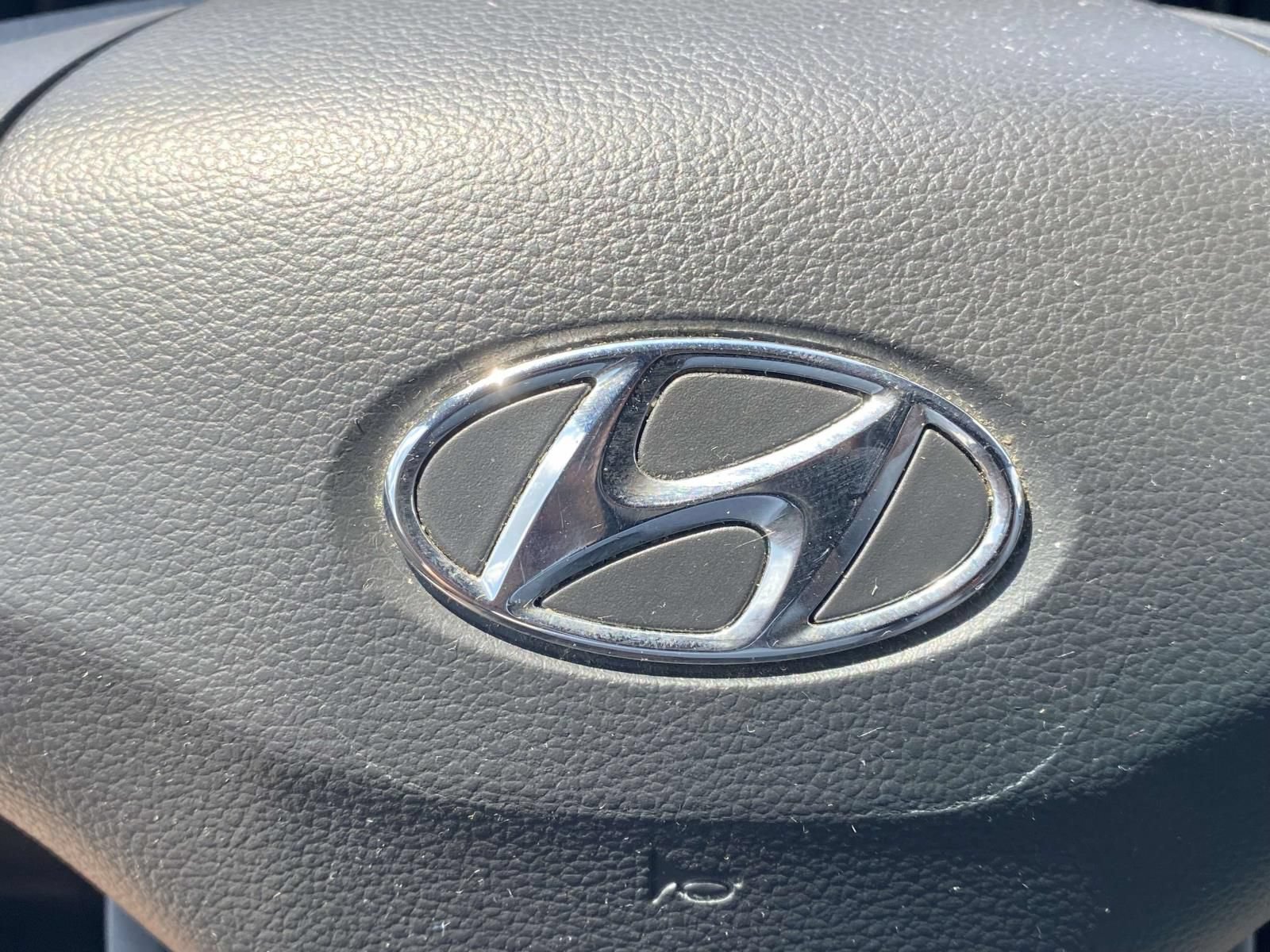 Used 2023 Hyundai Kona SEL FWD image 26