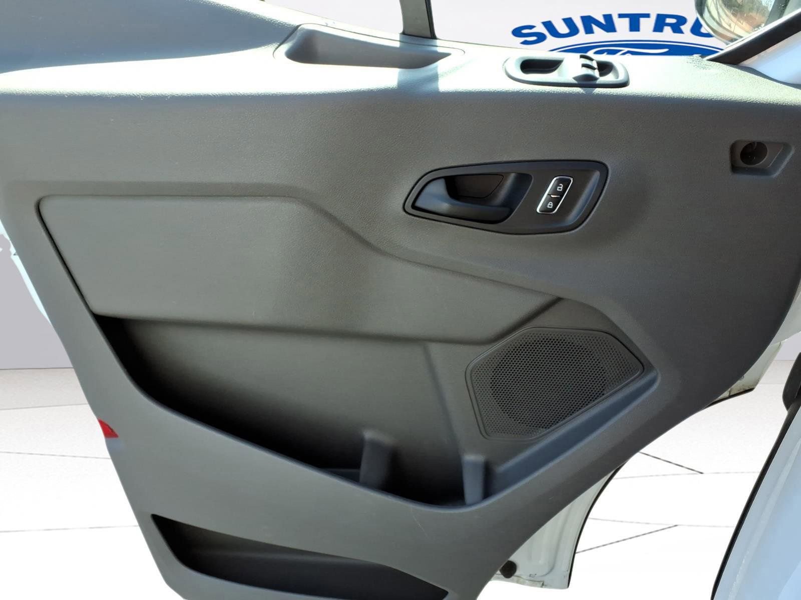 Used 2024 Ford Transit 350 XLT image 17