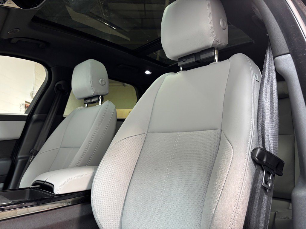 New 2026 Land Rover Range Rover Velar S image 22