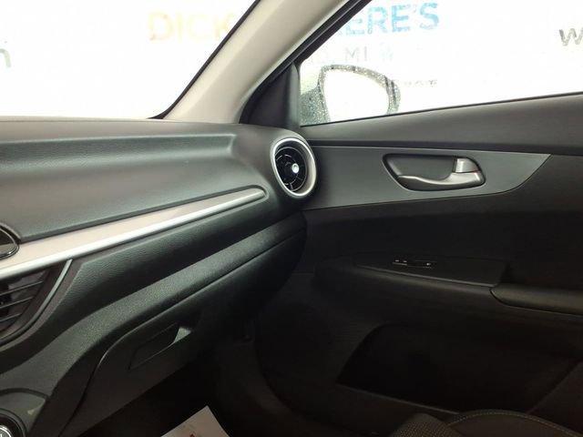 Used 2021 Kia Forte LXS FWD image 21