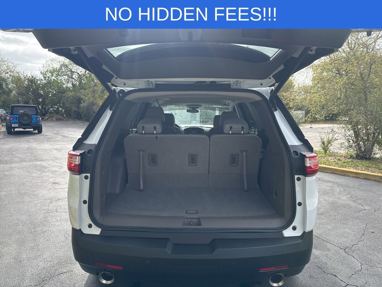 Used 2020 Chevrolet Traverse LT image 45