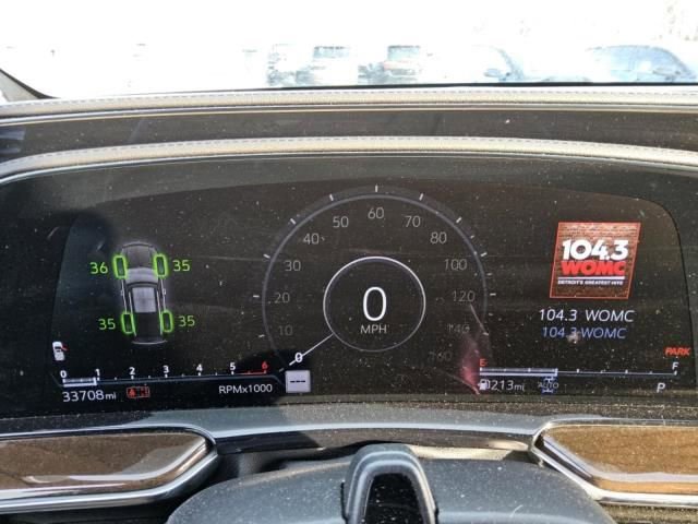 Used 2024 Cadillac Escalade ESV Premium Luxury Platinum w/ Heavy-Duty Trailer Package image 12