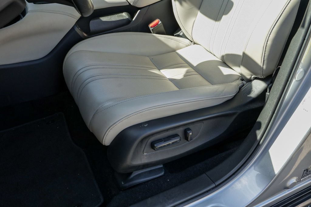 Used 2024 Honda HR-V EX-L image 18