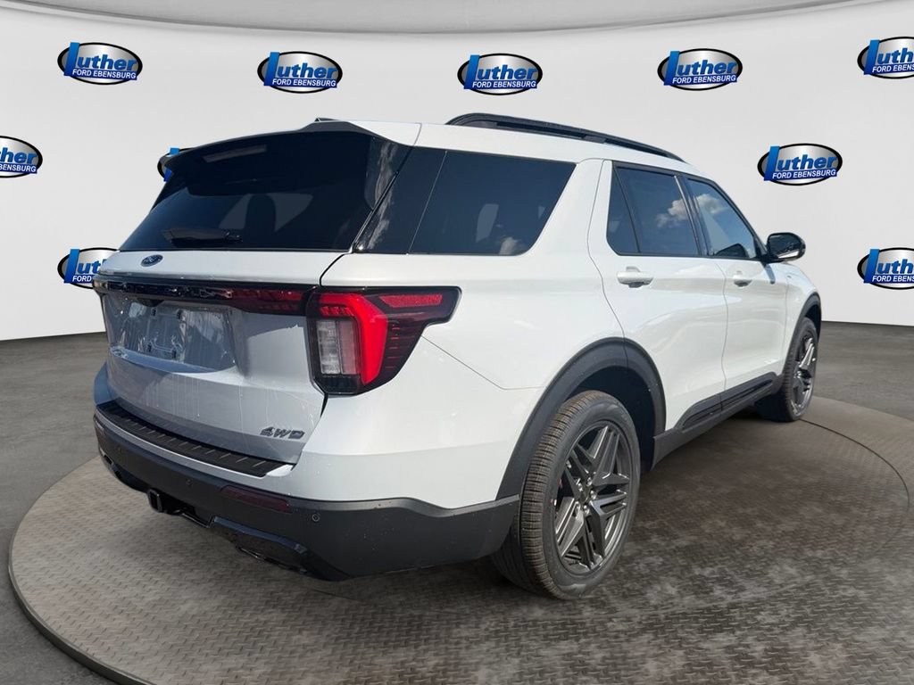 New 2026 Ford Explorer ST-Line w/ ST-Line Street Pack AWD/4WD image 9
