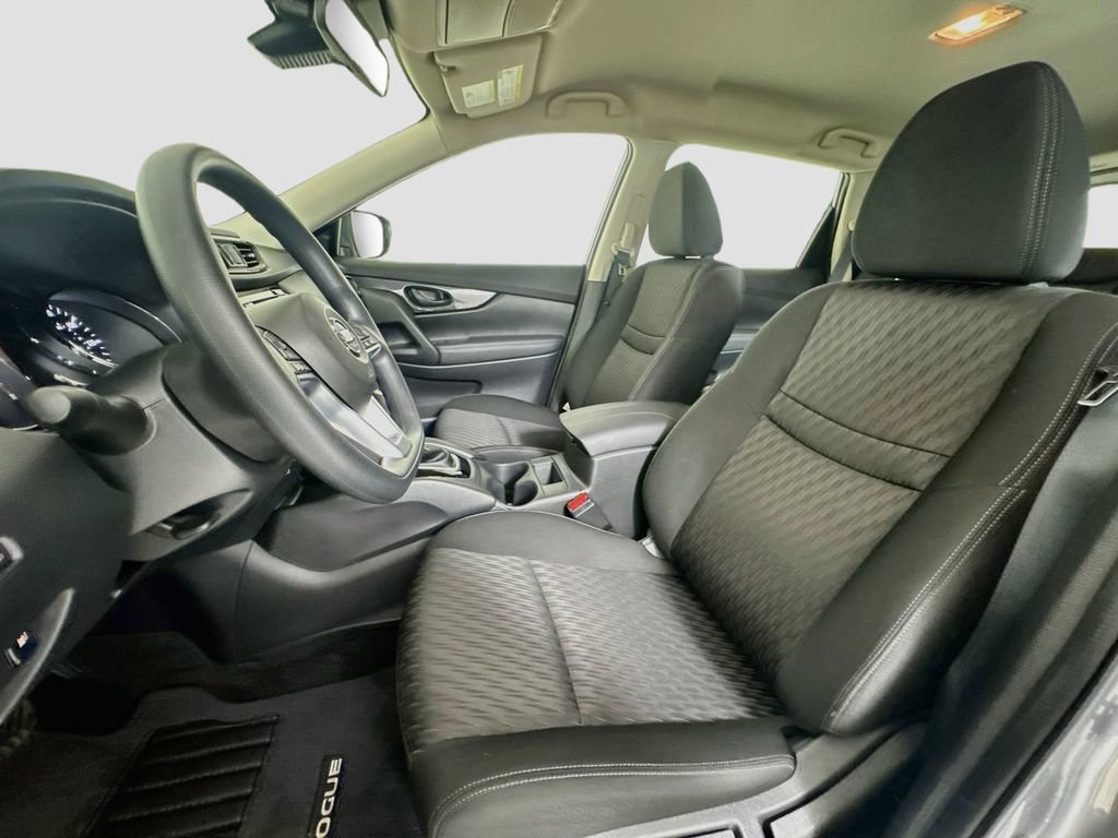 Used 2019 Nissan Rogue S AWD/4WD image 11