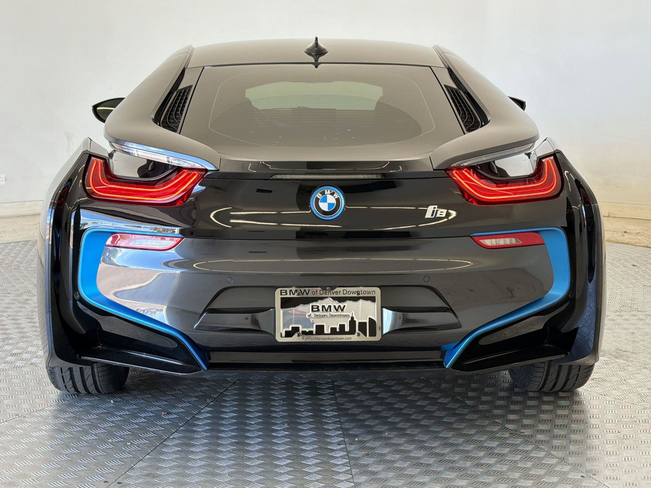 Used 2019 BMW i8 Coupe image 9