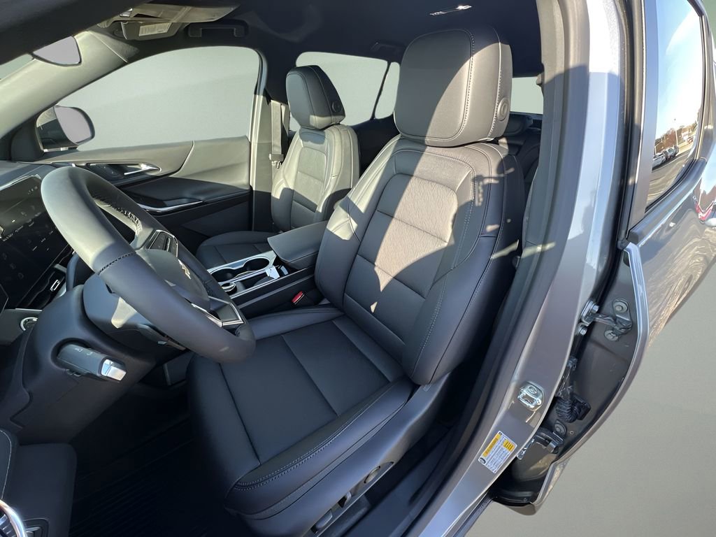 New 2026 Chevrolet Equinox LT w/ Convenience Package II image 18