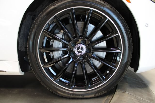 Used 2025 Mercedes-Benz S 580 4MATIC Sedan w/ AMG Line Package image 36