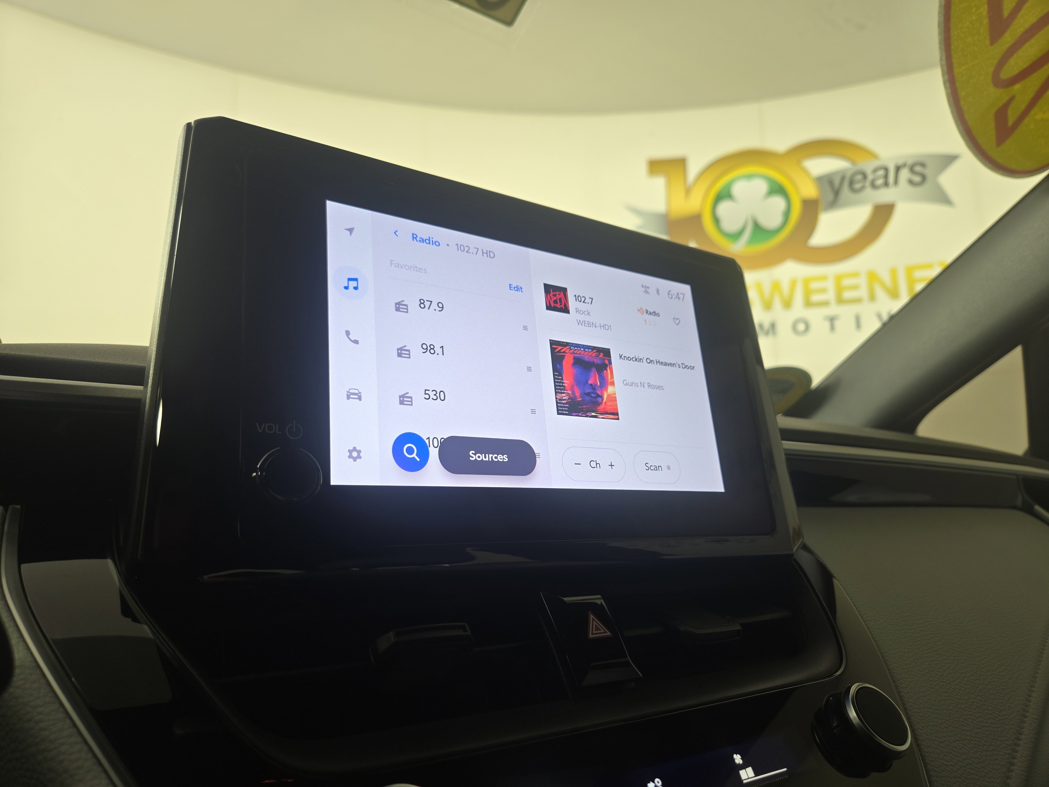 Used 2024 Toyota Corolla SE image 19