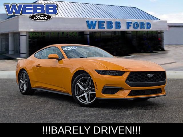 Used 2026 Ford Mustang Coupe RWD image 1