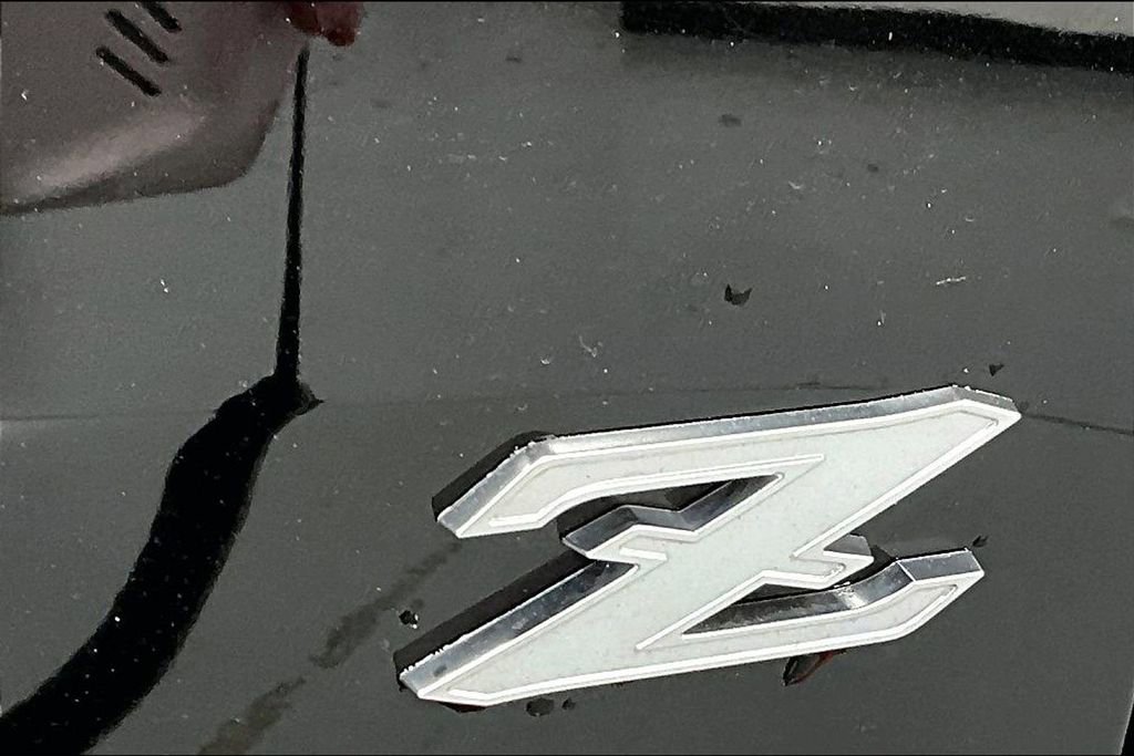 Used 2025 Nissan Z Sport w/ Floor Mat Package image 36