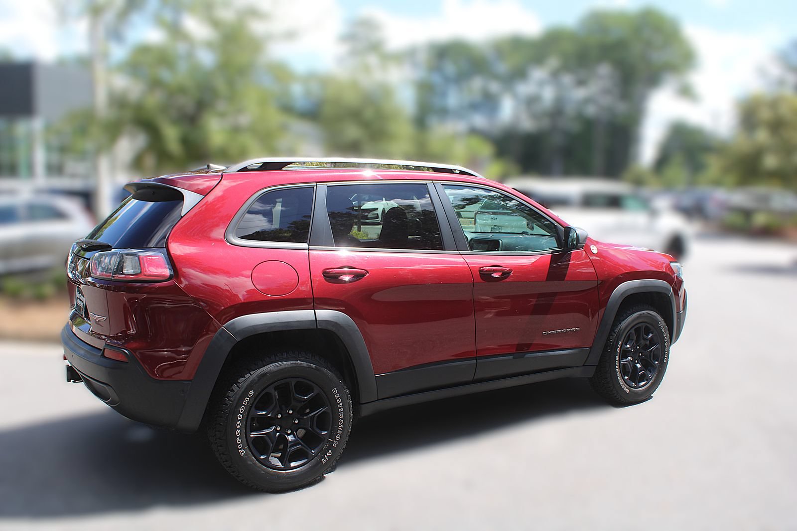 Used 2021 Jeep Cherokee Trailhawk w/ Sun, Sound & Nav Group AWD/4WD image 13