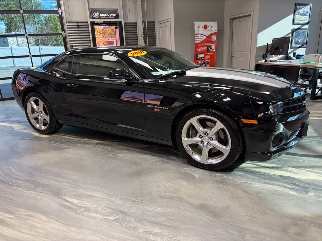 Used 2010 Chevrolet Camaro SS w/ RS Package image 24