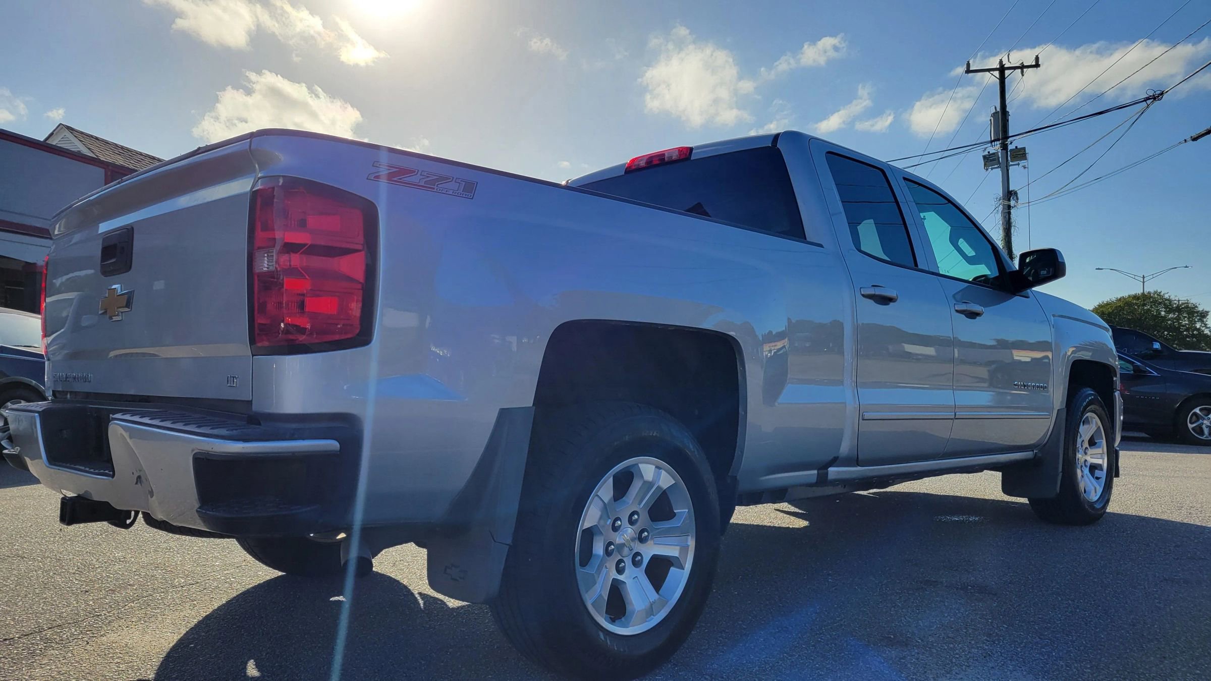 Used 2017 Chevrolet Silverado 1500 LT w/ All Star Edition image 4